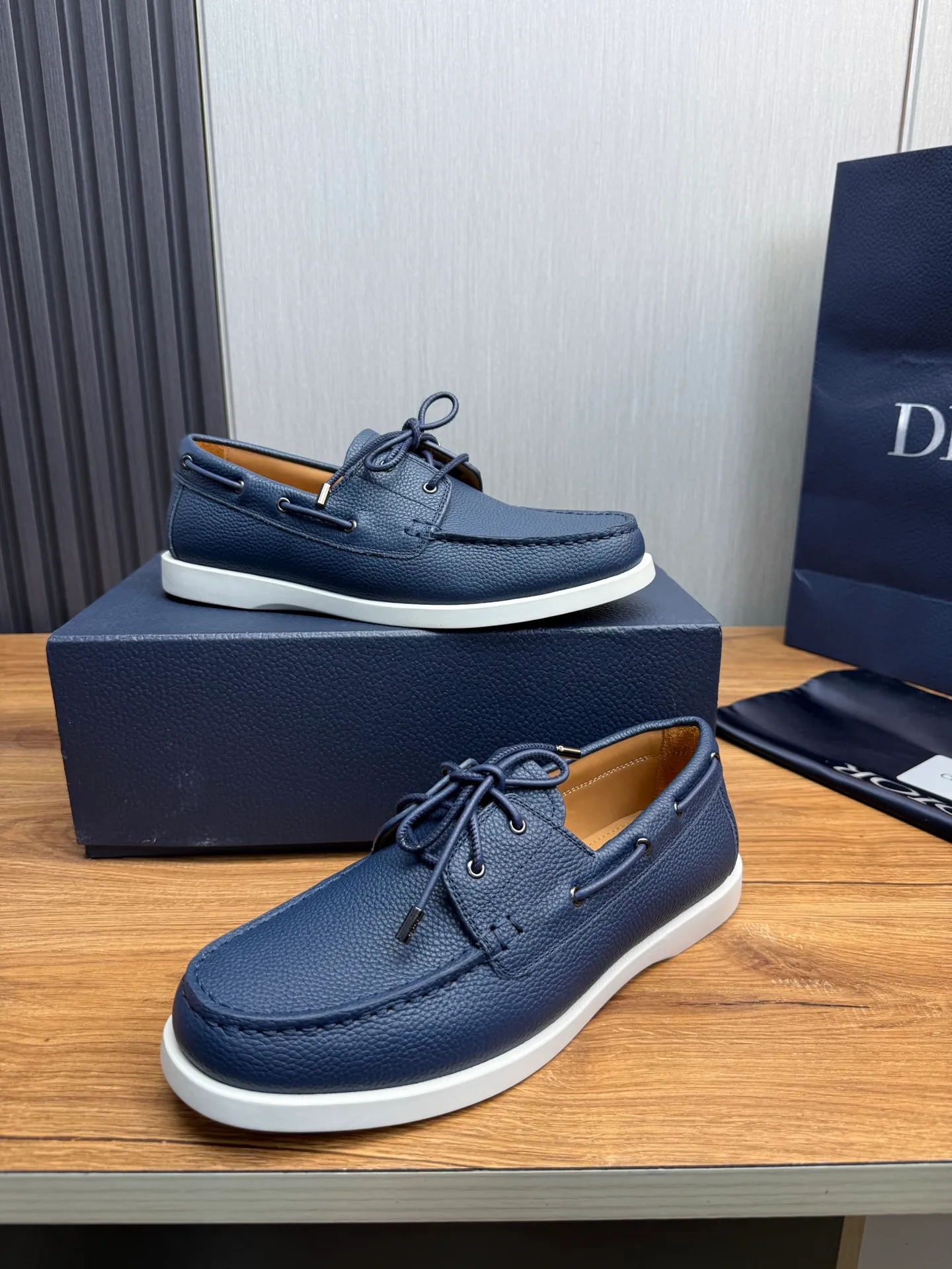 Men's shoes 💰560💰 [Dior] Men's official website na hot sale 🔥Imported cowhide + cowhide lining. Original rubber wear-resistant outsole. High quality shipment ⬆️Code number 38-44, (45 customized)